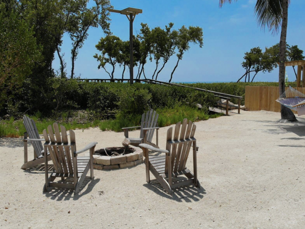 Islamorada 3 Bedroom Beach Vacation Pool Home Sleeps 8